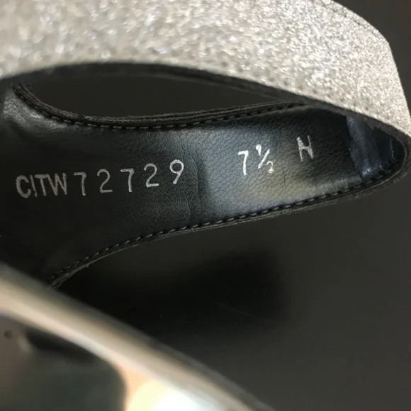 Stuart Weitzman Crosspath Pewter Glitterati Platform Sandals .NWT. Size 7N - Picture 7 of 9